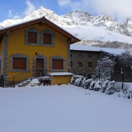 Casa El Cartero Pensionat Soto De Valdeon Exteriör bild